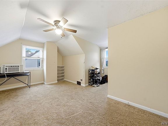 4th image of 25 Isabelle Rd