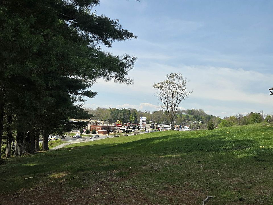 1st image of 7497 Meredith Ln