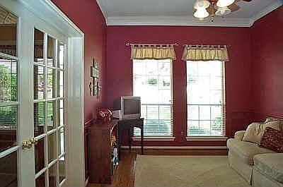 4th image of 800 Xavier Dr
