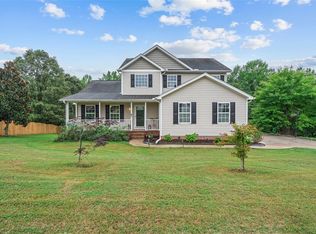 131 Brooke Lee Cir, Taylors, SC 29687