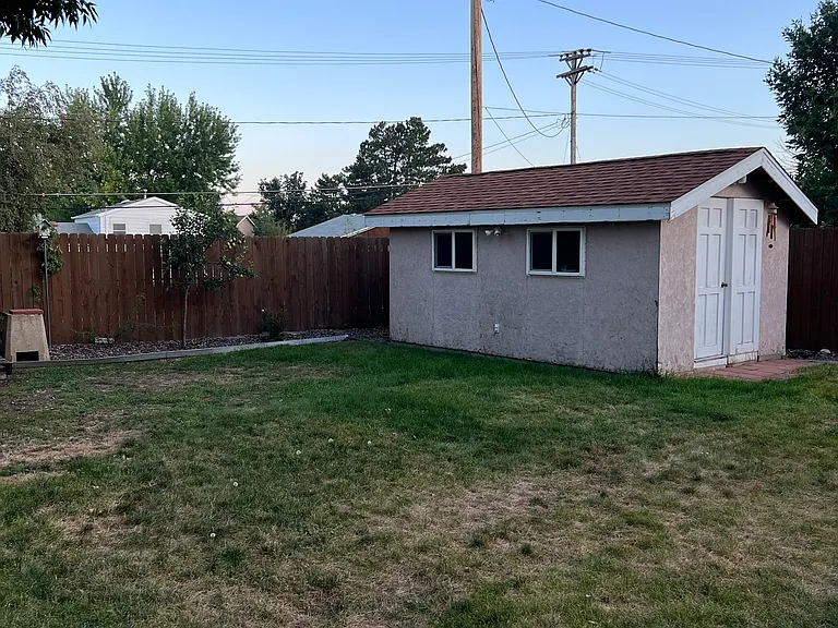 906 Paloverde Dr — Photo 22