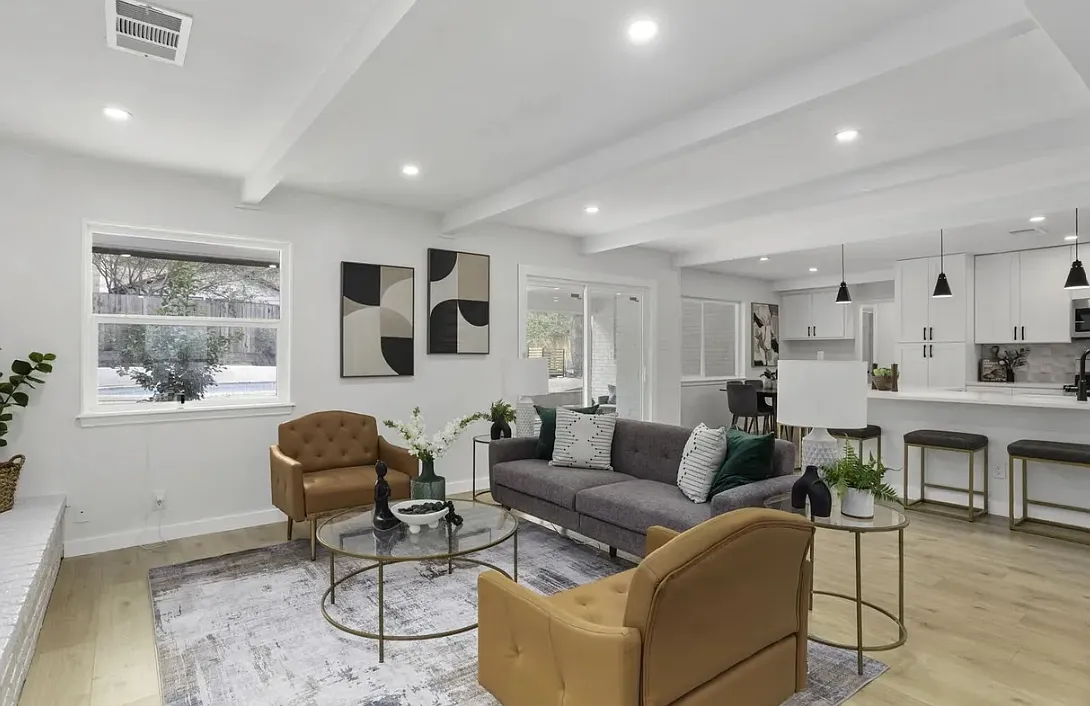 4 bed, $7,200 — Photo 4