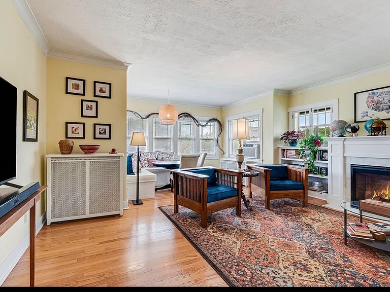 419 N Raynor Ave #2 — Photo 2