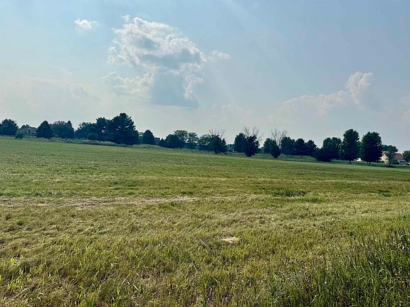 2nd image of L61 Country Club Dr