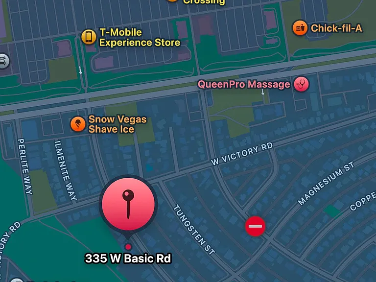 Walking distance to shopping center