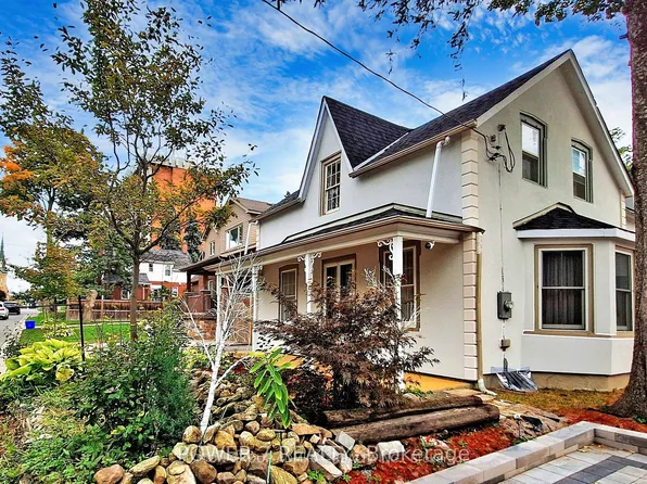 62 Centre St W, Richmond Hill, ON L4C 3P7