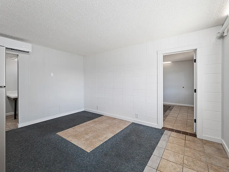 Town Center Apartments — Photo 28