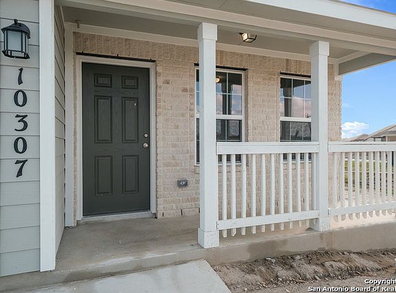 3rd image of 4503 Azure Place