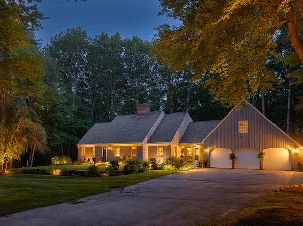 37 Pine Road, North Hampton, NH 03862