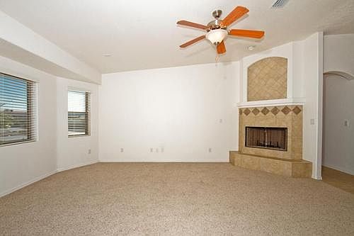 3rd image of 845 Paso Dr