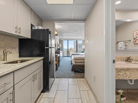 4th image of 1105 S Ocean Blvd. S #1244