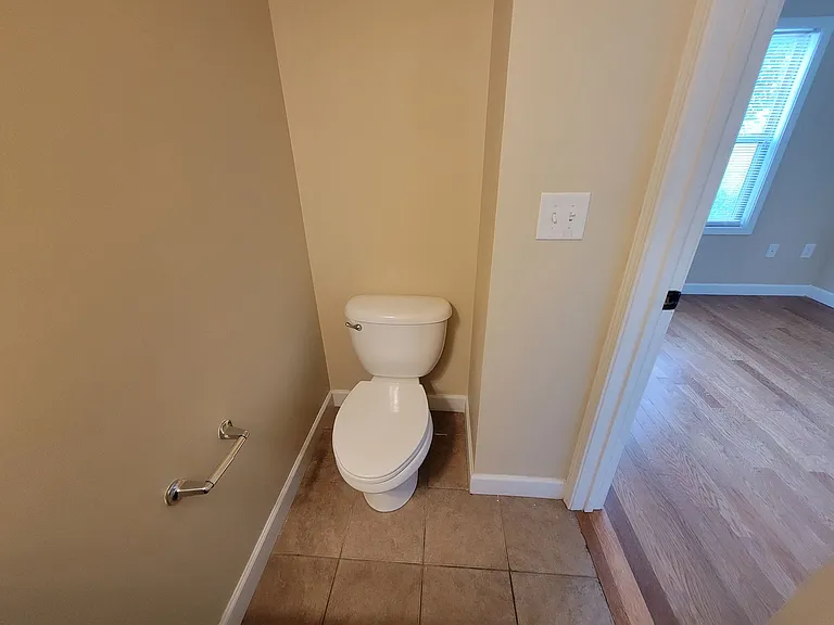 Forrest Edge Townhomes! - 4bd/4ba: Centrally Located! Upscale Student Living! — Photo 13