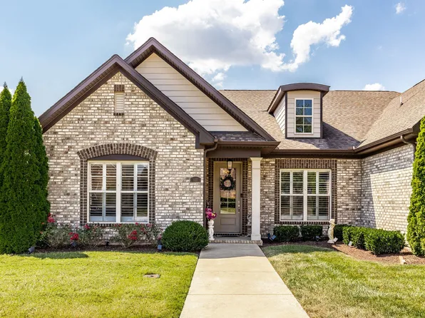 1122 S McMahan Dr, Gallatin, TN 37066