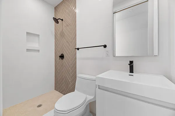 Rented by Ankor Management BH LLC | media 5