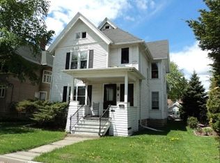 1023 Jackson St #A, Oshkosh, WI 54901
