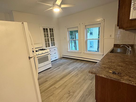 3rd image of 92 Robbins St #2