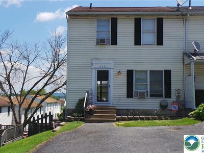 420 Fox Run, Easton, PA, 18042