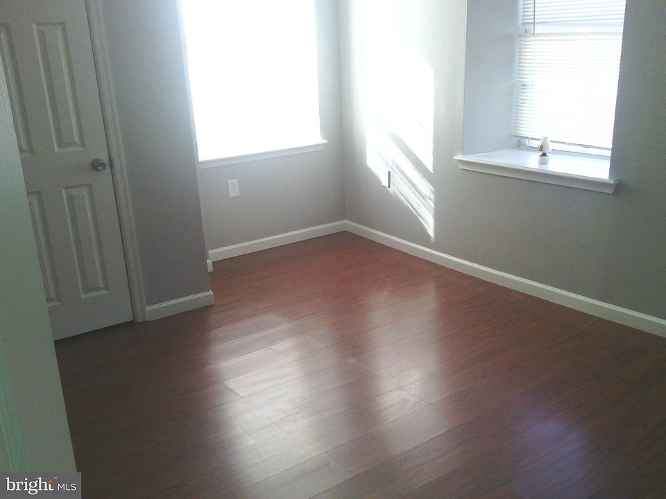 2nd image of 2860-62 W Baltimore St