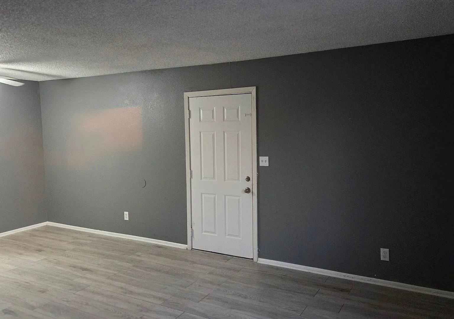 2920 E Cicero Unit 201 — Photo 1