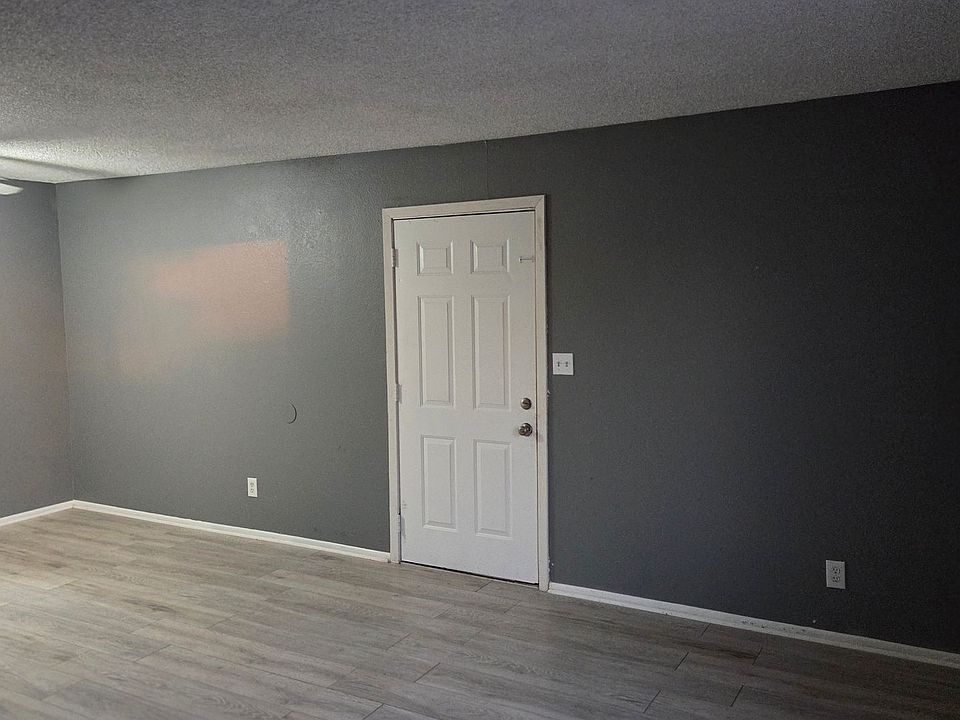 1st image of 2920 E Cicero St APT 201