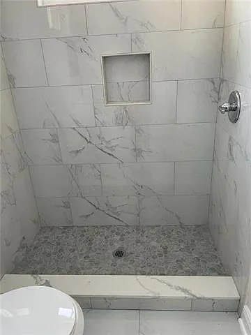 2209 Foucher St — Photo 14