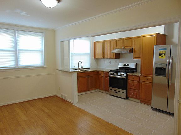 5th image of 6723 Eastwood St