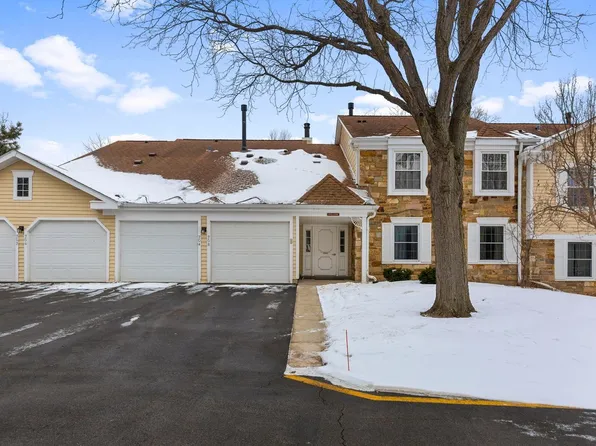 206 Blossom Ct #206, Buffalo Grove, IL 60089