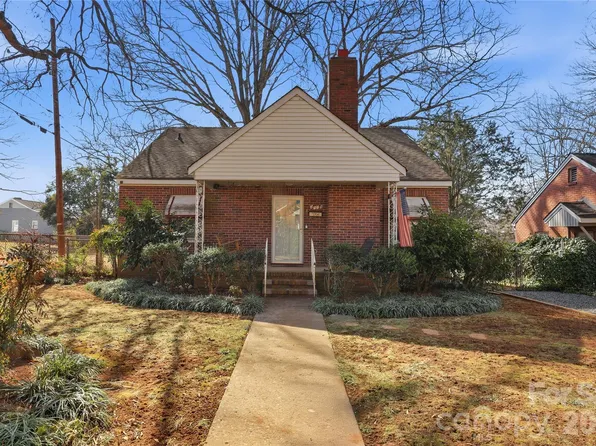 3115 Mathis Dr, Charlotte, NC 28208