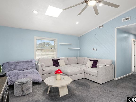 4th image of 109D W Danube St Lot 2A