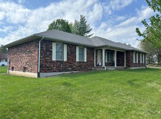 112 Alan Dr, Montgomery City, MO 63361