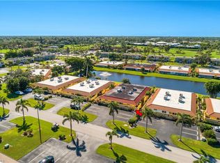 136 Harrison Rd APT 4, Naples, FL 34112