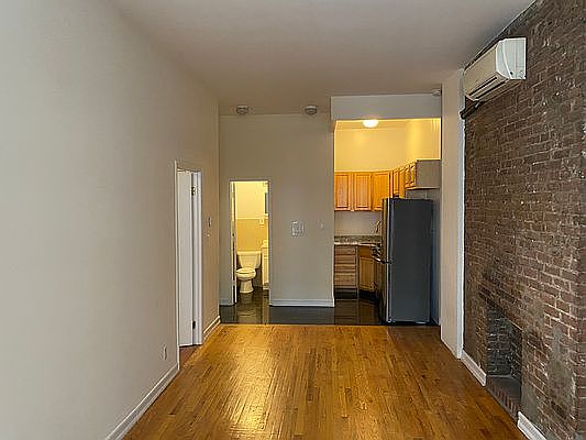 2nd image of 245 W 76th St APT 2A