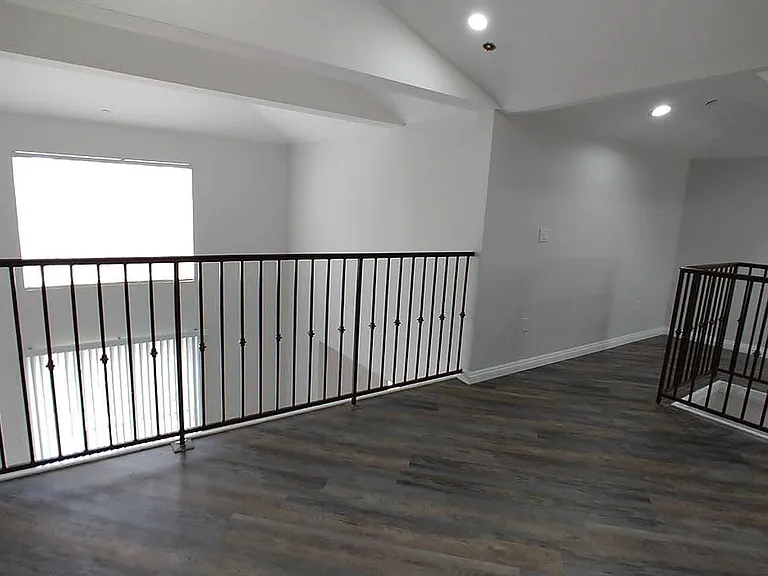 Almeria Townhomes — Photo 139