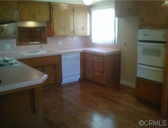4th image of 15800 Bonsallo Ave