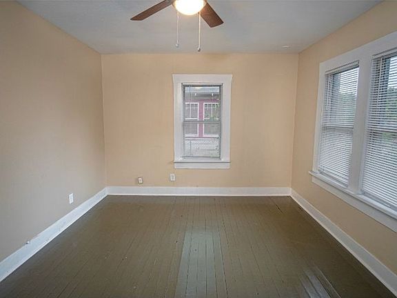 3rd image of 1323 Lamar St #1