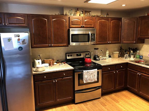 2nd image of 1117 Leavitt Ave APT 311