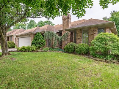 1895 S Forrest Heights Avenue, Springfield, MO, 65809