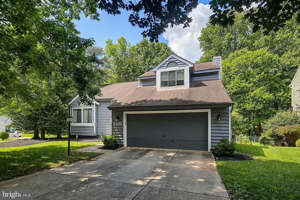 4 bed, 2.5 bath, 3148 sqft, $3,975 — Photo 2