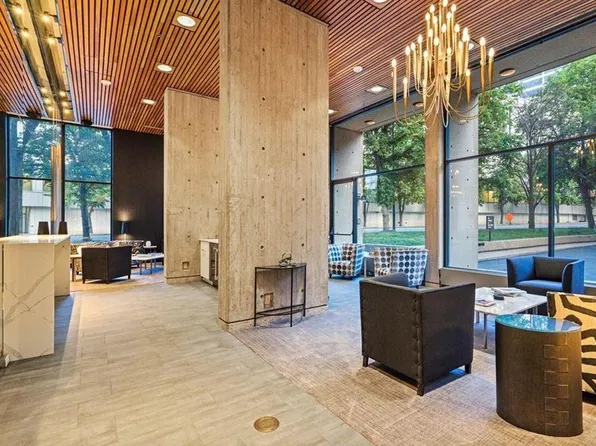 2510 Grand Boulevard Blvd #804, Kansas City, MO 64108