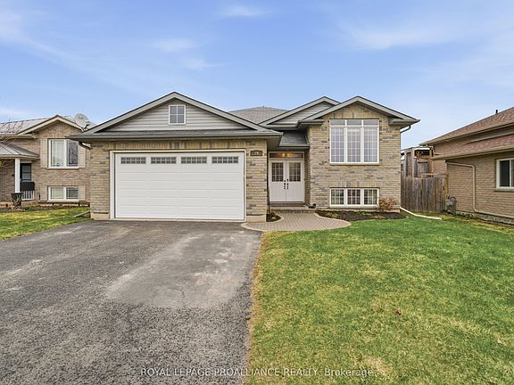 2nd image of 29 Ridgeview Ln