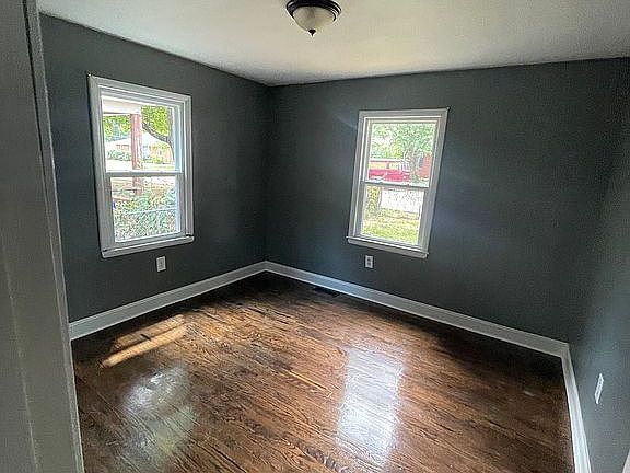 5th image of 1420 Parkhurst Dr