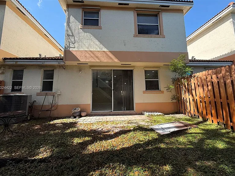 6542 Hidden Cove Dr #4 — Photo 13