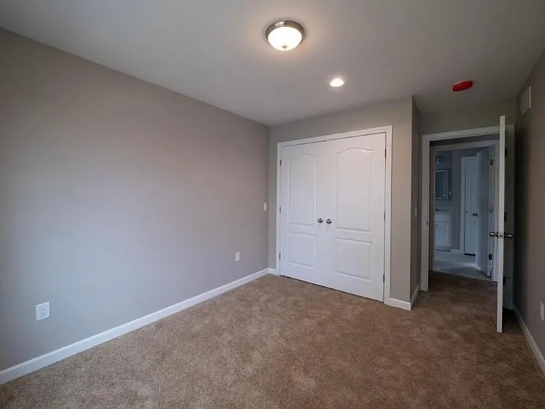 14 Cleveland Ave — Photo 16