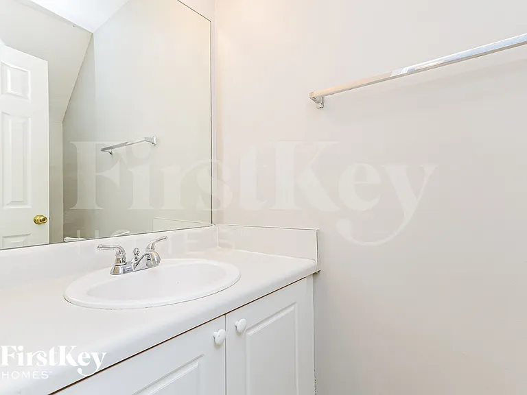 102 Watercress Ct — Photo 17