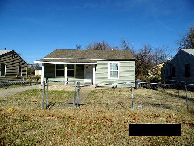 1st image of 2049 E Woodrow Pl