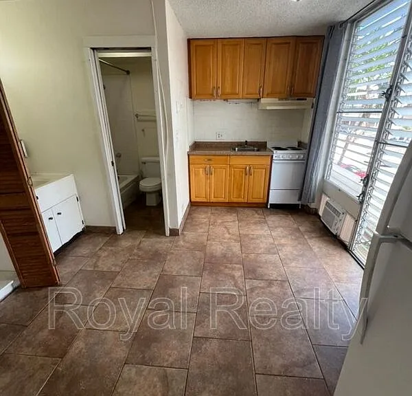 2649 Varsity Pl #202 — Photo 4