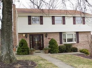 3030 Pitchfork Ln, Mc Kees Rocks, PA 15136