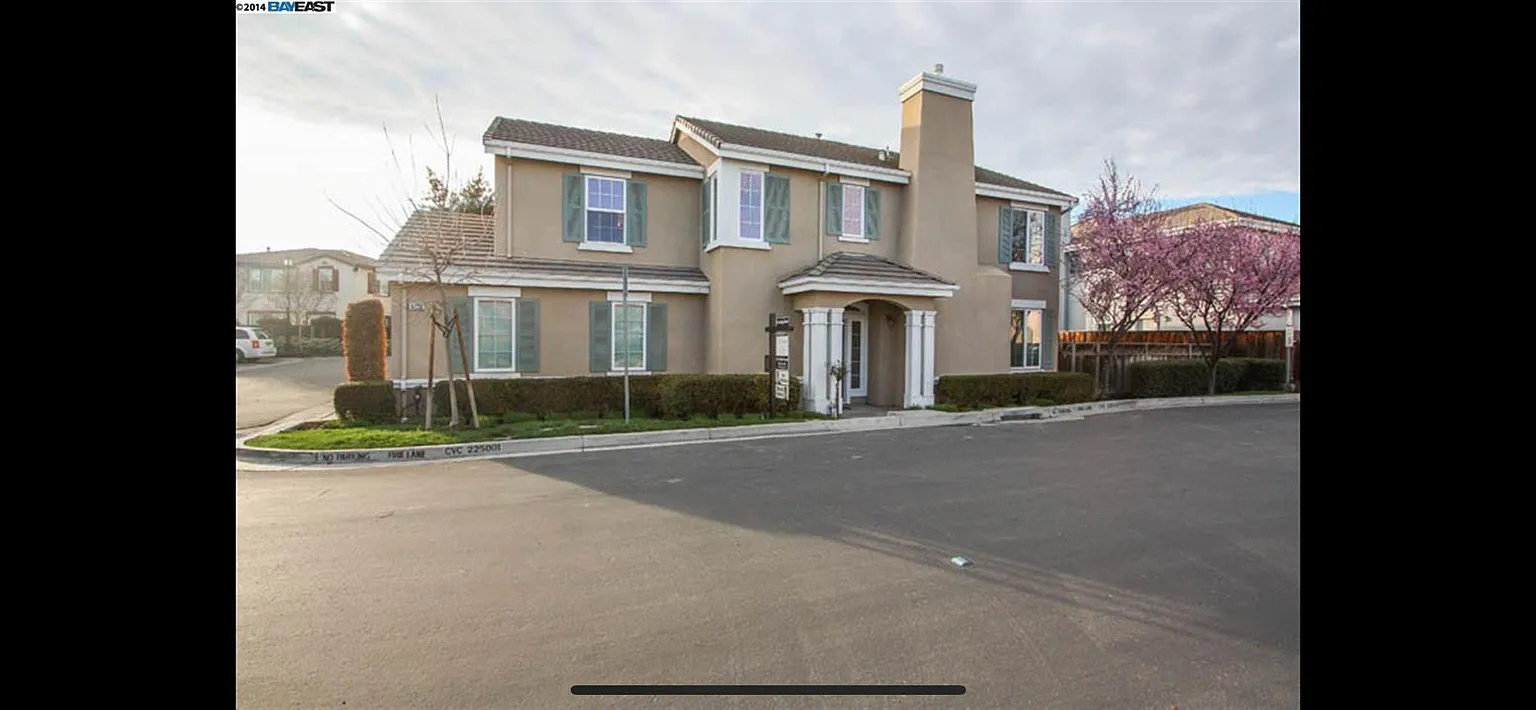 5728 Old Westbury Way photo 1
