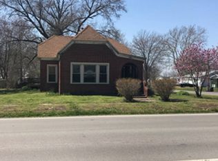 202 S Washington St, Geff, IL 62842