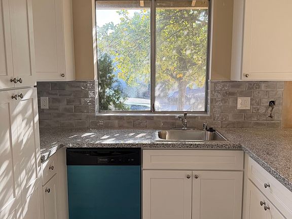 5th image of 1520 Palm Ave #1520